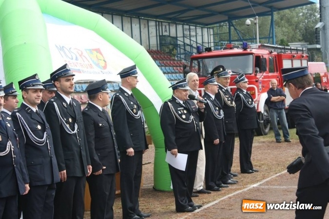 Zdjęcie w galerii na portalu naszwodzislaw.com: Zacięta rywalizacja strażak&oacute;w podczas zawod&oacute;w pożarniczych wiadomości z regionu