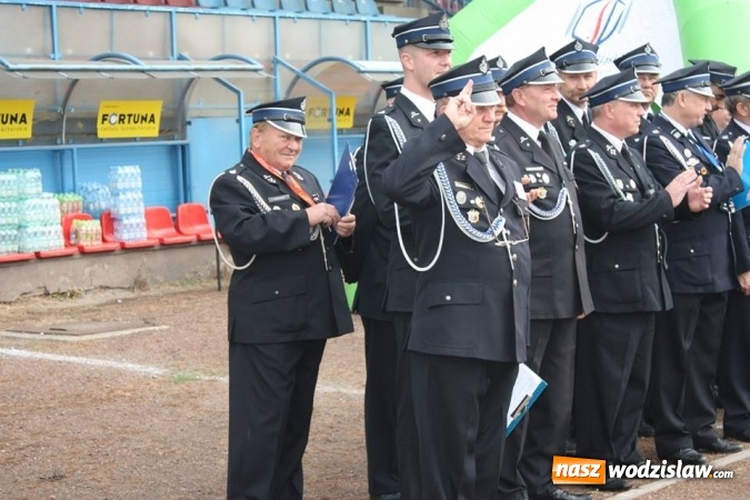 Zdjęcie w galerii na portalu naszwodzislaw.com: Zacięta rywalizacja strażak&oacute;w podczas zawod&oacute;w pożarniczych wiadomości z regionu