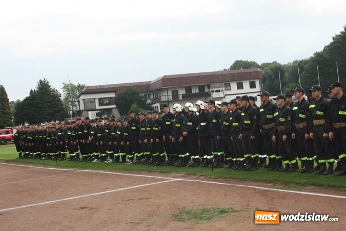 Zdjęcie w galerii na portalu naszwodzislaw.com: Zacięta rywalizacja strażak&oacute;w podczas zawod&oacute;w pożarniczych wiadomości z regionu