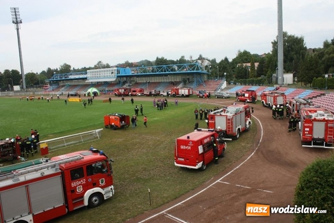 Zdjęcie w galerii na portalu naszwodzislaw.com: Zacięta rywalizacja strażak&oacute;w podczas zawod&oacute;w pożarniczych wiadomości z regionu