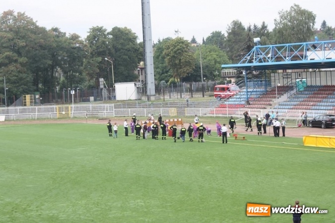 Zdjęcie w galerii na portalu naszwodzislaw.com: Zacięta rywalizacja strażak&oacute;w podczas zawod&oacute;w pożarniczych wiadomości z regionu