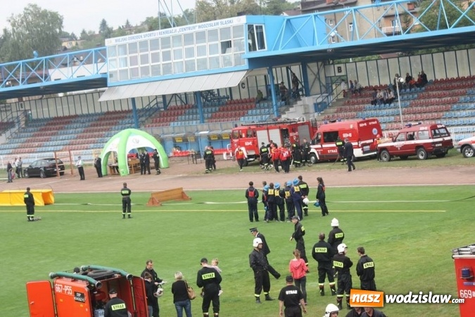 Zdjęcie w galerii na portalu naszwodzislaw.com: Zacięta rywalizacja strażak&oacute;w podczas zawod&oacute;w pożarniczych wiadomości z regionu