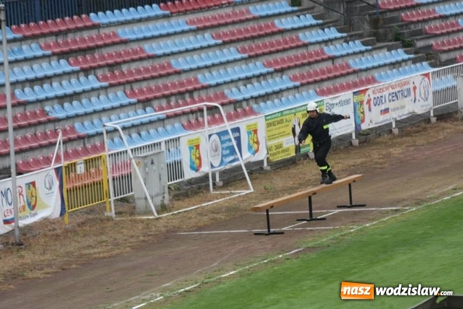 Zdjęcie w galerii na portalu naszwodzislaw.com: Zacięta rywalizacja strażak&oacute;w podczas zawod&oacute;w pożarniczych wiadomości z regionu