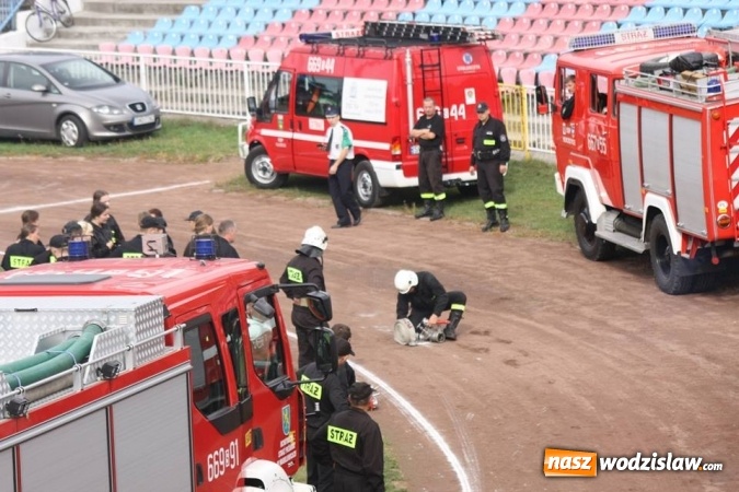 Zdjęcie w galerii na portalu naszwodzislaw.com: Zacięta rywalizacja strażak&oacute;w podczas zawod&oacute;w pożarniczych wiadomości z regionu