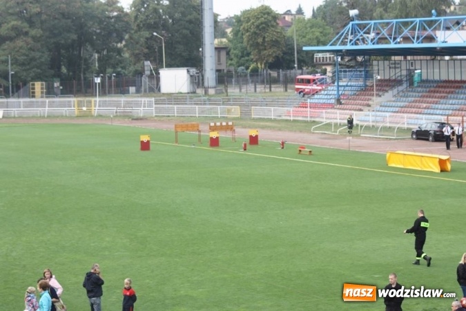 Zdjęcie w galerii na portalu naszwodzislaw.com: Zacięta rywalizacja strażak&oacute;w podczas zawod&oacute;w pożarniczych wiadomości z regionu