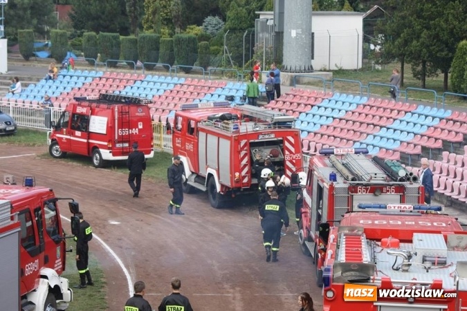 Zdjęcie w galerii na portalu naszwodzislaw.com: Zacięta rywalizacja strażak&oacute;w podczas zawod&oacute;w pożarniczych wiadomości z regionu