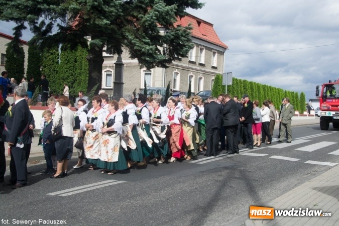Zdjęcie w galerii na portalu naszwodzislaw.com: Pszów podziękował za tegoroczne plony  wiadomości z regionu