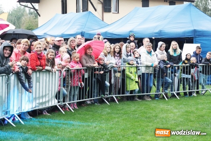 Zdjęcie w galerii na portalu naszwodzislaw.com: Donatan & Cleo oraz grupa Dżem na finał dożynek w Bukowie wiadomości z regionu