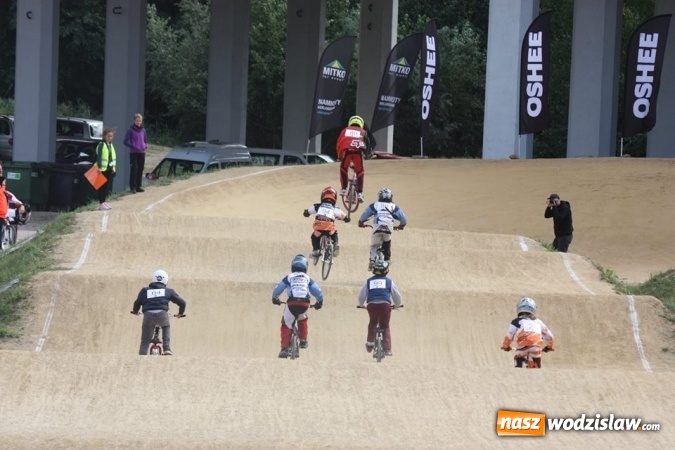 Zdjęcie w galerii na portalu naszwodzislaw.com: Najlepsi zawodnicy BMX Racing w kraju spotkali się w Rodzinnym Parku Rozrywki wiadomości z regionu