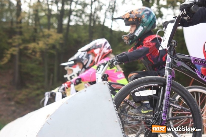 Zdjęcie w galerii na portalu naszwodzislaw.com: Najlepsi zawodnicy BMX Racing w kraju spotkali się w Rodzinnym Parku Rozrywki wiadomości z regionu