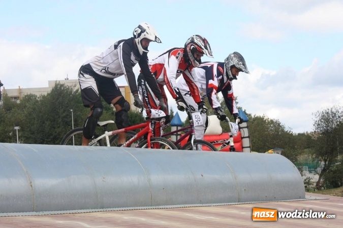 Zdjęcie w galerii na portalu naszwodzislaw.com: Najlepsi zawodnicy BMX Racing w kraju spotkali się w Rodzinnym Parku Rozrywki wiadomości z regionu