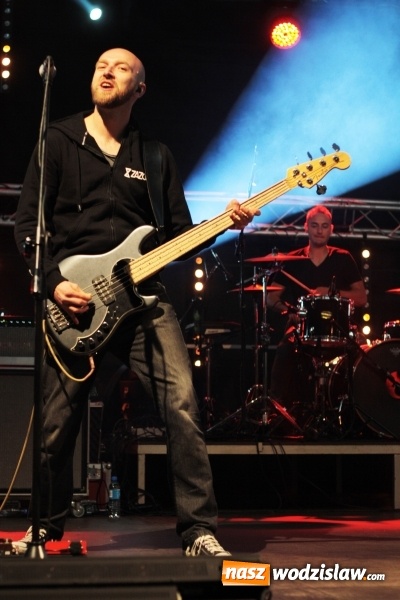 Zdjęcie w galerii na portalu naszwodzislaw.com: W Radlinie pożegnali lato z zespołem Red Lips wiadomości z regionu