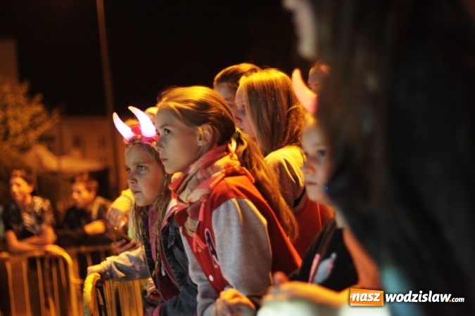 Zdjęcie w galerii na portalu naszwodzislaw.com: W Radlinie pożegnali lato z zespołem Red Lips wiadomości z regionu