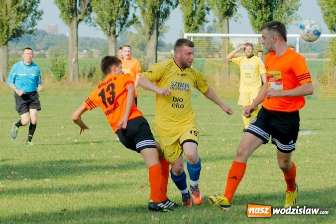 Zdjęcie w galerii na portalu naszwodzislaw.com: B klasa: Wojnowice niestraszne Kokoszycom wiadomości z regionu