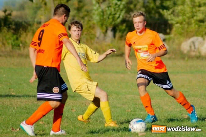 Zdjęcie w galerii na portalu naszwodzislaw.com: B klasa: Wojnowice niestraszne Kokoszycom wiadomości z regionu