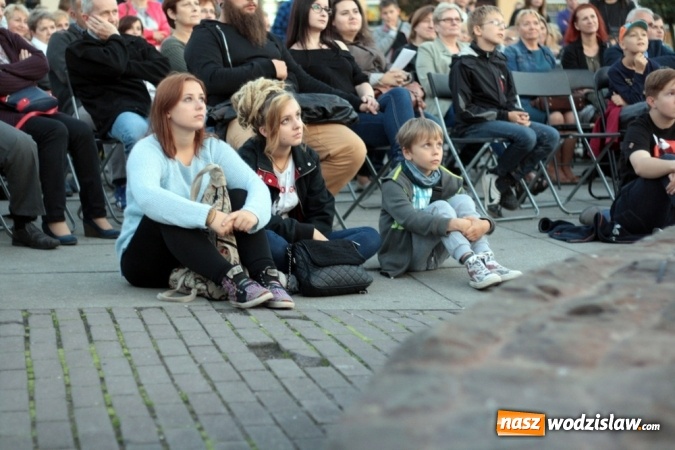 Zdjęcie w galerii na portalu naszwodzislaw.com: Po raz drugi teatr zawładnął Wodzisławiem wiadomości z regionu