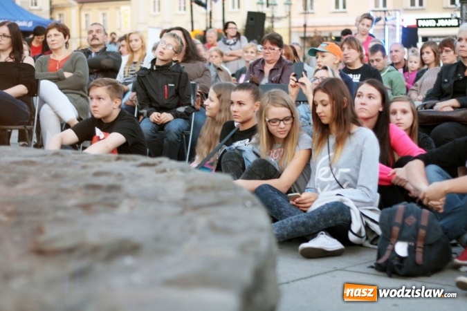 Zdjęcie w galerii na portalu naszwodzislaw.com: Po raz drugi teatr zawładnął Wodzisławiem wiadomości z regionu