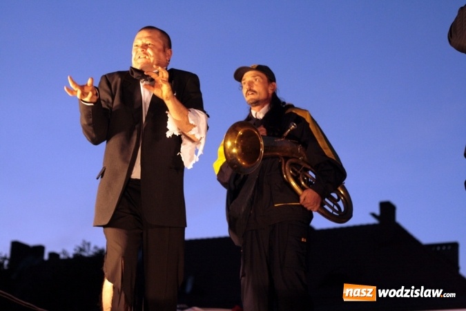 Zdjęcie w galerii na portalu naszwodzislaw.com: Po raz drugi teatr zawładnął Wodzisławiem wiadomości z regionu