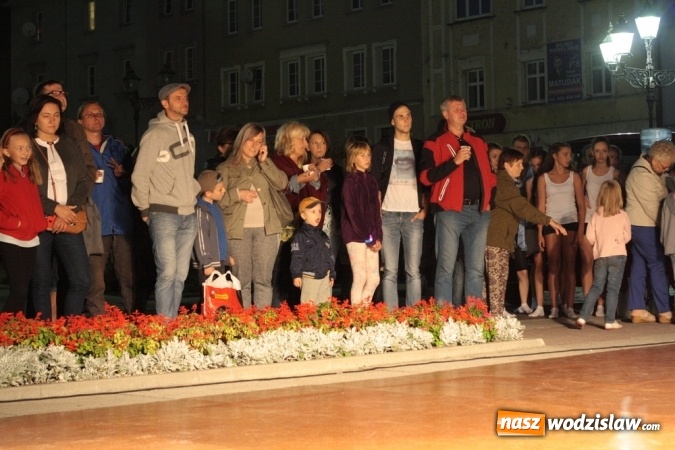 Zdjęcie w galerii na portalu naszwodzislaw.com: Po raz drugi teatr zawładnął Wodzisławiem wiadomości z regionu