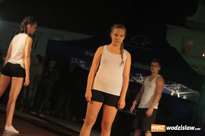 Zdjęcie w galerii na portalu naszwodzislaw.com: Po raz drugi teatr zawładnął Wodzisławiem wiadomości z regionu