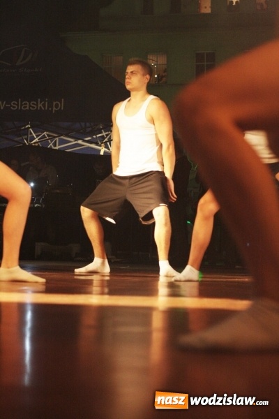 Zdjęcie w galerii na portalu naszwodzislaw.com: Po raz drugi teatr zawładnął Wodzisławiem wiadomości z regionu