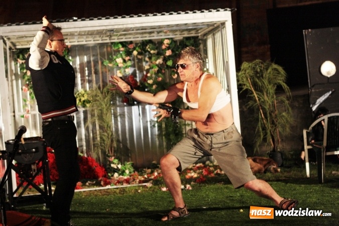 Zdjęcie w galerii na portalu naszwodzislaw.com: Po raz drugi teatr zawładnął Wodzisławiem wiadomości z regionu