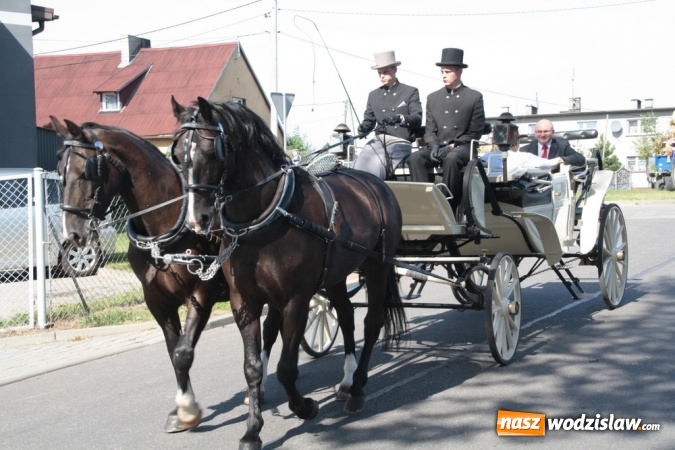 Zdjęcie w galerii na portalu naszwodzislaw.com: Dożynki 2015. Do Marklowic przybył Dudo-Bus wiadomości z regionu
