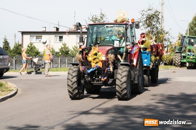 Zdjęcie w galerii na portalu naszwodzislaw.com: Dożynki 2015. Do Marklowic przybył Dudo-Bus wiadomości z regionu