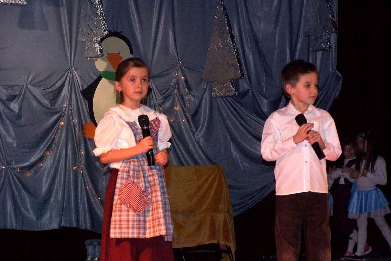 Zdjęcie w galerii na portalu naszwodzislaw.com: „Królowa Śniegu” na deskach MOK-u wiadomości z regionu