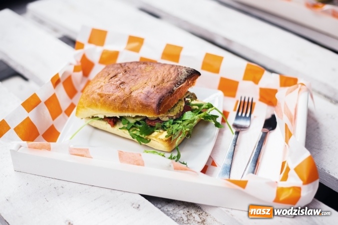 Zdjęcie w galerii na portalu naszwodzislaw.com: A teraz coś zupełnie z innej beczki... wiadomości z regionu