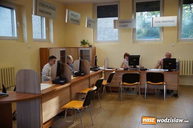 Zdjęcie w galerii na portalu naszwodzislaw.com: ZGMiR otworzył Biuro Obsługi Mieszkańca wiadomości z regionu