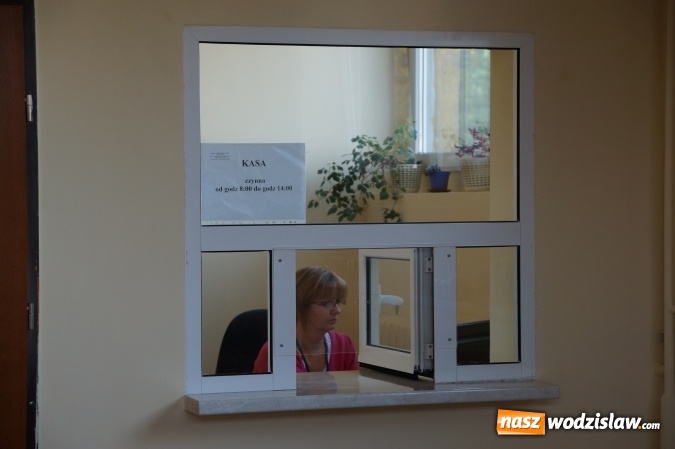Zdjęcie w galerii na portalu naszwodzislaw.com: ZGMiR otworzył Biuro Obsługi Mieszkańca wiadomości z regionu