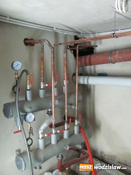 Zdjęcie w galerii na portalu naszwodzislaw.com: Trwa modernizacja budynku straży pożarnej w Rydułtowach  wiadomości z regionu