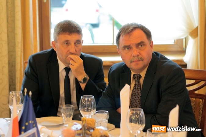 Zdjęcie w galerii na portalu naszwodzislaw.com: Nagrodzono najlepsze mikroprojekty zrealizowane w latach 2009 - 2015 wiadomości z regionu