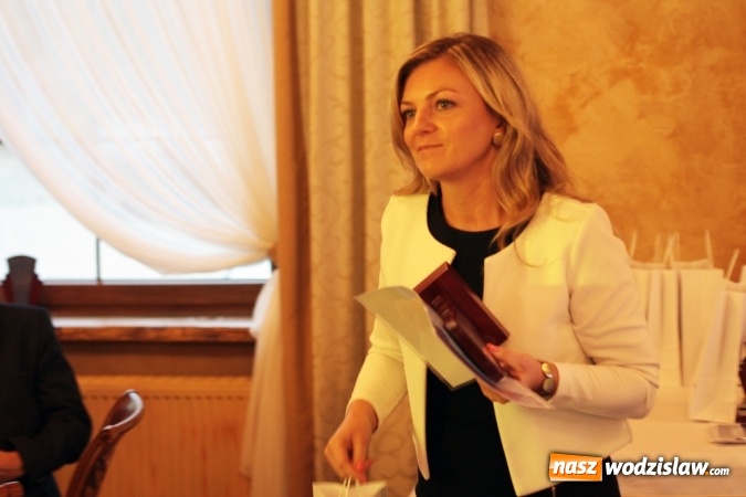 Zdjęcie w galerii na portalu naszwodzislaw.com: Nagrodzono najlepsze mikroprojekty zrealizowane w latach 2009 - 2015 wiadomości z regionu