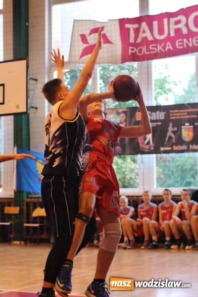 Zdjęcie w galerii na portalu naszwodzislaw.com: Udana inauguracja sezonu 2015/16 koszykarzy MKS Wodzisław Śląski w Mistrzostwach Śląska Kadet&oacute;w wiadomości z regionu