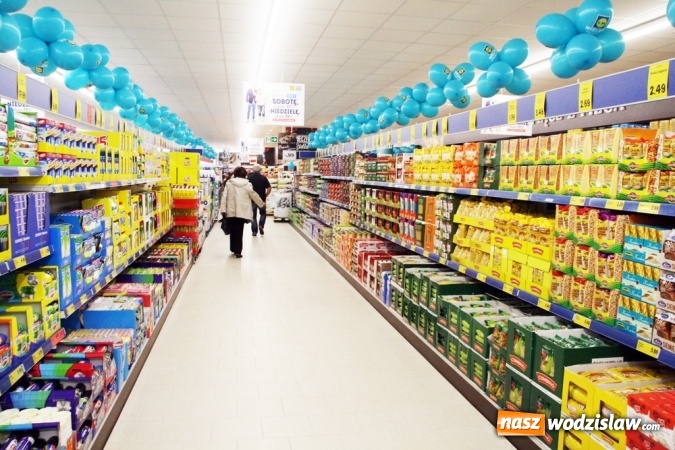 Zdjęcie w galerii na portalu naszwodzislaw.com: Tłumy mieszkańców na otwarciu Lidla w Wodzisławiu Śląskim! wiadomości z regionu