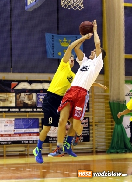 Zdjęcie w galerii na portalu naszwodzislaw.com: V Ogólnopolski Turniej Koszykówki ”WOJAN CUP” w Pawłowicach wiadomości z regionu
