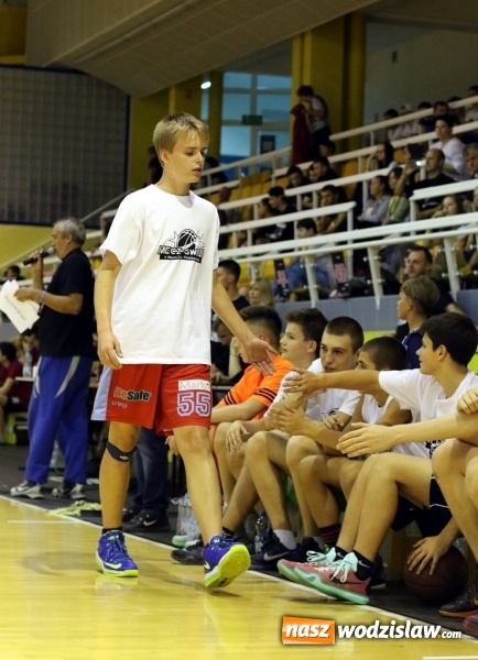 Zdjęcie w galerii na portalu naszwodzislaw.com: V Ogólnopolski Turniej Koszykówki ”WOJAN CUP” w Pawłowicach wiadomości z regionu