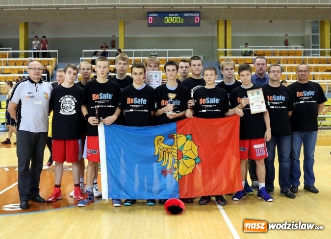 Zdjęcie w galerii na portalu naszwodzislaw.com: V Ogólnopolski Turniej Koszykówki ”WOJAN CUP” w Pawłowicach wiadomości z regionu