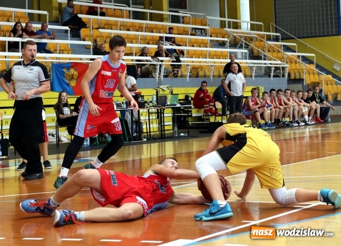 Zdjęcie w galerii na portalu naszwodzislaw.com: V Ogólnopolski Turniej Koszykówki ”WOJAN CUP” w Pawłowicach wiadomości z regionu