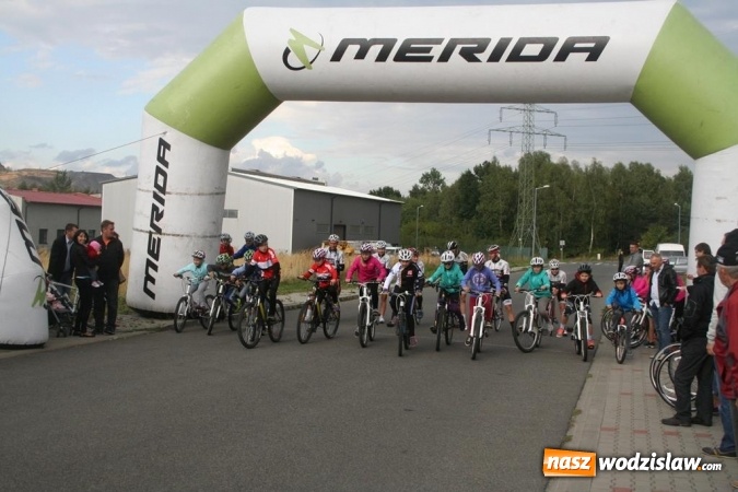 Zdjęcie w galerii na portalu naszwodzislaw.com: Młodzi rowerzyści ścigali się w Rydułtowach wiadomości z regionu