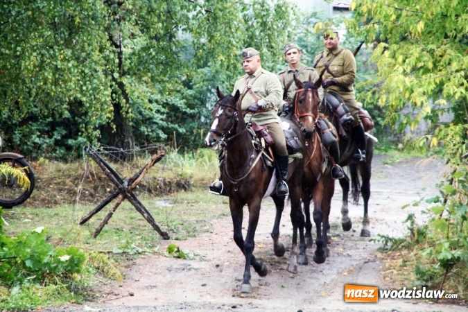 Zdjęcie w galerii na portalu naszwodzislaw.com: Do ostatniego tchu - inscenizacja bitwy obronnej z września 1939 roku na terenie zabytkowej kopalni Ignacy wiadomości z regionu