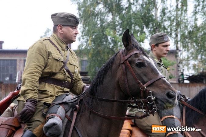 Zdjęcie w galerii na portalu naszwodzislaw.com: Do ostatniego tchu - inscenizacja bitwy obronnej z września 1939 roku na terenie zabytkowej kopalni Ignacy wiadomości z regionu