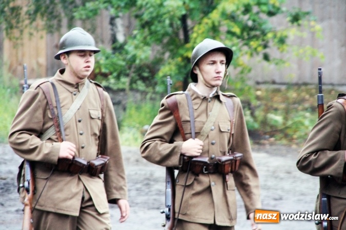 Zdjęcie w galerii na portalu naszwodzislaw.com: Do ostatniego tchu - inscenizacja bitwy obronnej z września 1939 roku na terenie zabytkowej kopalni Ignacy wiadomości z regionu