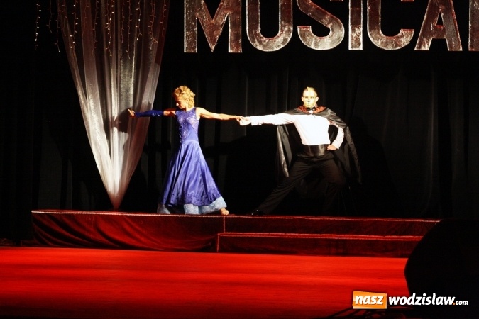 Zdjęcie w galerii na portalu naszwodzislaw.com: MOK w Radlinie został opanowany przez taniec! Za nami kolejna edycja Jak Oni Tańczą  wiadomości z regionu