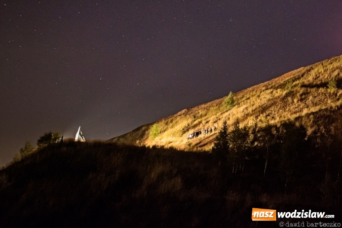 Zdjęcie w galerii na portalu naszwodzislaw.com: To była magiczna noc! Z niedzieli na poniedziałek mieliśmy okazję obserwować całkowite zaćmienie Księżyca  wiadomości z regionu