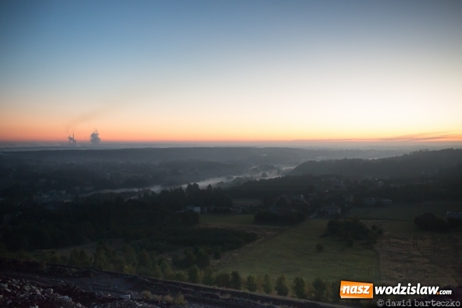Zdjęcie w galerii na portalu naszwodzislaw.com: To była magiczna noc! Z niedzieli na poniedziałek mieliśmy okazję obserwować całkowite zaćmienie Księżyca  wiadomości z regionu