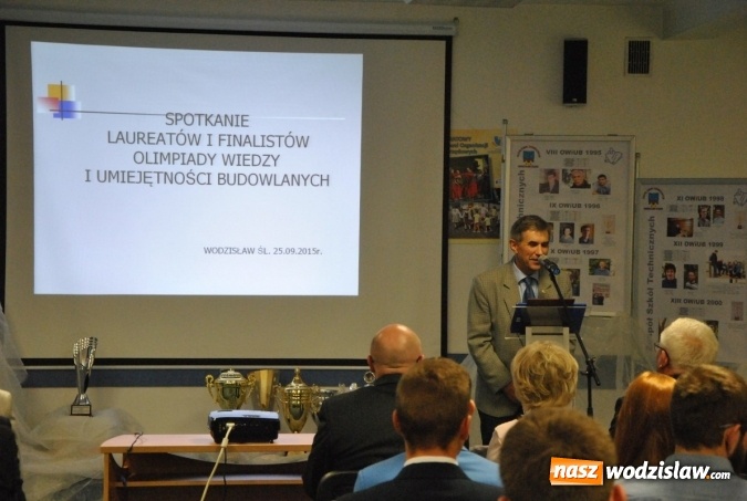 Zdjęcie w galerii na portalu naszwodzislaw.com: Zjazd olimpijczyków w Zespole Szkół Technicznych w Wodzisławiu Śląskim wiadomości z regionu
