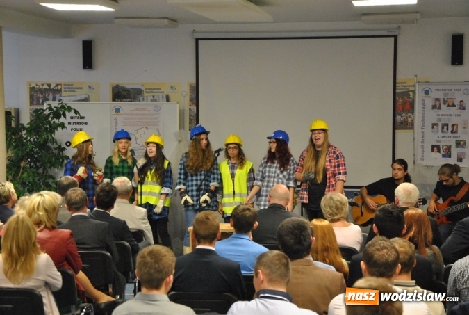 Zdjęcie w galerii na portalu naszwodzislaw.com: Zjazd olimpijczyków w Zespole Szkół Technicznych w Wodzisławiu Śląskim wiadomości z regionu